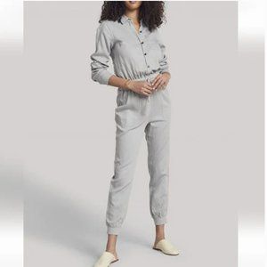 FAHERTY Stone gray Arlie Day lightweight jumpsuit size medium